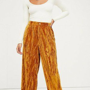 - Rare- Free People Runway Velvet Wide Leg Pants